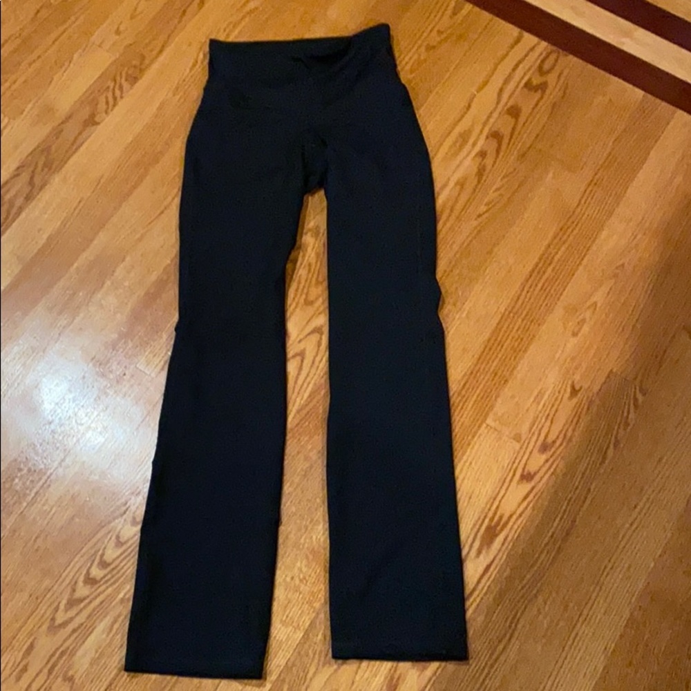Old navy active straight leg yogas
